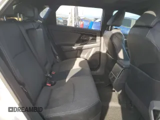 2024 Toyota bZ4X XLE z VIN JTMABACA1RA084605, wystawiony jako Copart lot #47979375 z przebiegiem 5 236 mil mil oraz Szkoda całkowita • Salvage title. Historia ofert i sprzedaży dostępna na DreamBid. Obrazek 11.