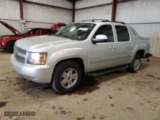 2012 Chevrolet Avalanche LT with VIN 3GNTKFE74CG229806, listed as a Copart auction lot 86071714 with 122,881 mi miles and Salvage Title. Bid and sale history available at carsss.com. Image 1.