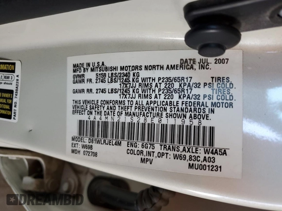 2008 Mitsubishi Endeavor LS z VIN 4A4MN21S28E011958, wystawiony jako Copart lot #55628595 z przebiegiem 188 132 mil mil oraz Szkoda całkowita • Salvage title. Historia ofert i sprzedaży dostępna na DreamBid. Obrazek 13.