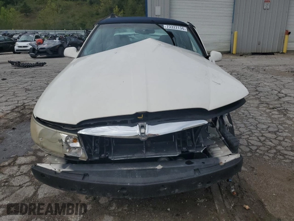 1998 Lincoln Continental with VIN 1LNFM97V8WY676657, listed as a Copart auction lot 73322134 with 0 mi miles and Salvage Title. Bid and sale history available at carsss.com. Image 5.