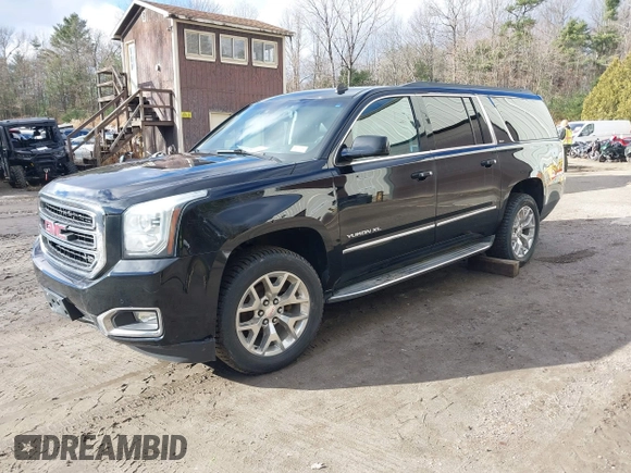 2015 GMC Yukon XL SLT with VIN 1GKS2HKC9FR159164, listed as a IAAI auction lot 41235420 with 136,730 mi miles. Bid and sale history available at carsss.com. Image 17.