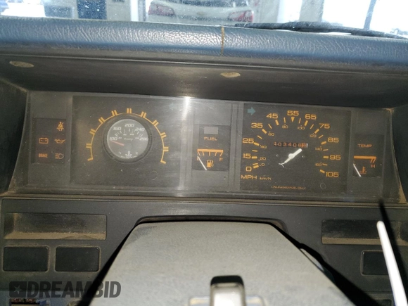 1987 Nissan Hardbody E z VIN JN6ND11S1HW006640, wystawiony jako Copart lot #78160004 z przebiegiem 403 406 mil mil oraz Szkoda całkowita • Salvage title. Historia ofert i sprzedaży dostępna na DreamBid. Obrazek 9.