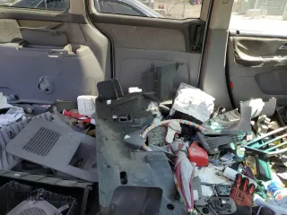 2003 Honda Odyssey LX z VIN 5FNRL18543B105683, wystawiony jako Copart lot #53640795 z przebiegiem Nie podano mil oraz Szkoda całkowita • Salvage title. Historia ofert i sprzedaży dostępna na DreamBid. Obrazek 11.