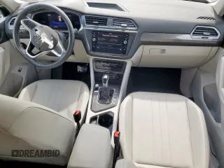 2022 Volkswagen Tiguan SE z VIN 3VV3B7AX9NM102978, wystawiony jako Copart lot #60182395 z przebiegiem 43 565 mil mil oraz Szkoda całkowita • Salvage title. Historia ofert i sprzedaży dostępna na DreamBid. Obrazek 8.