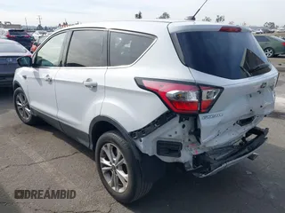2017 Ford Escape SE z VIN 1FMCU0GD9HUD20265, wystawiony jako IAAI lot #41389092 z przebiegiem 66 778 mil mil oraz . Historia ofert i sprzedaży dostępna na DreamBid. Obrazek 3.