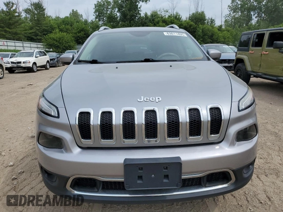 2016 Jeep Cherokee Limited with VIN 1C4PJMDBXGW202608, listed as a Copart auction lot 63011405 with 102,246 mi miles and Clean title. Bid and sale history available at DreamBid. Image 5.