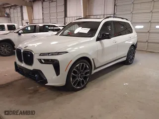 2024 BMW X7 M60i with VIN 5UX33EM04R9T72699, listed as a IAAI auction lot 41296464 with 39,785 mi miles. Bid and sale history available at carsss.com. Image 21.