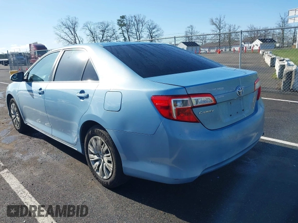 2012 Toyota Camry L with VIN 4T4BF1FK9CR214425, listed as a IAAI auction lot 41986138 with 220,740 mi miles. Bid and sale history available at carsss.com. Image 3.