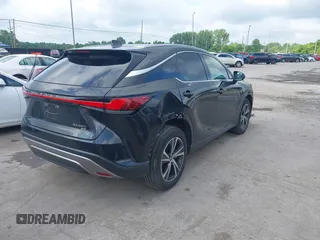 2023 Lexus RX 350 z VIN 2T2BAMCA9PC034273, wystawiony jako IAAI lot #42653429 z przebiegiem 29 826 mil mil oraz . Historia ofert i sprzedaży dostępna na DreamBid. Obrazek 4.