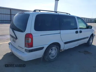 2002 Chevrolet Venture LS 1SC Pkg with VIN 1GNDX03E32D183854, listed as a IAAI auction lot 41763290 with 194,571 mi miles. Bid and sale history available at carsss.com. Image 4.