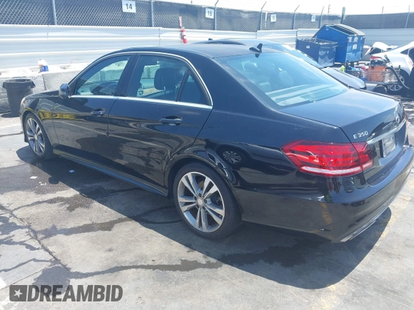 2014 Mercedes-Benz E 350 Sport with VIN WDDHF5KB1EB015573, listed as a IAAI auction lot 42731599 with 233,540 mi miles and . Bid and sale history available at DreamBid. Image 3.