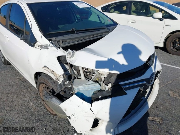 2015 Toyota Yaris L with VIN VNKKTUD38FA046276, listed as a IAAI auction lot 41398583 with NaN miles. Bid and sale history available at carsss.com. Image 6.