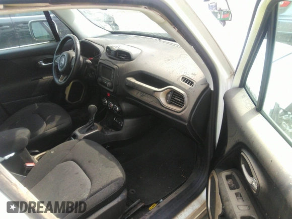 2017 Jeep Renegade Latitude with VIN ZACCJABB2HPF78086, listed as a IAAI auction lot 39977665 with 106,944 mi miles and . Bid and sale history available at DreamBid. Image 5.
