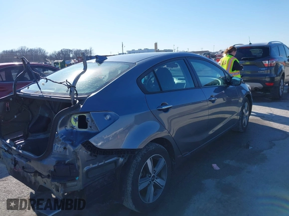 2018 Kia Forte LX with VIN 3KPFL4A75JE215774, listed as a IAAI auction lot 41375786 with 68,942 mi miles and . Bid and sale history available at DreamBid. Image 4.