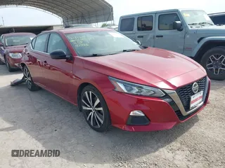 2020 Nissan Altima SR with VIN 1N4BL4CV9LC162426, listed as a IAAI auction lot 41887255 with 86,517 mi miles and . Bid and sale history available at carsss.com. Image 1.