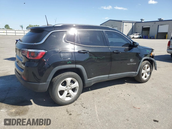 2018 Jeep Compass Latitude with VIN 3C4NJDBB8JT417492, listed as a Copart auction lot 50998975 with 141,975 mi miles and Salvage title. Bid and sale history available at DreamBid. Image 3.
