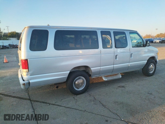 1999 Ford Econoline Passenger XL with VIN 1FBSS31L6XHC07800, listed as a Copart auction lot 83122494 with 96,238 mi miles and Clean Title. Bid and sale history available at DreamBid. Image 3.