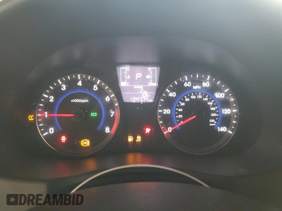 2017 Hyundai Accent SE z VIN KMHCT4AE5HU243163, wystawiony jako Copart lot #59122575 z przebiegiem 134 774 mil mil oraz Szkoda całkowita • Salvage title. Historia ofert i sprzedaży dostępna na DreamBid. Obrazek 9.