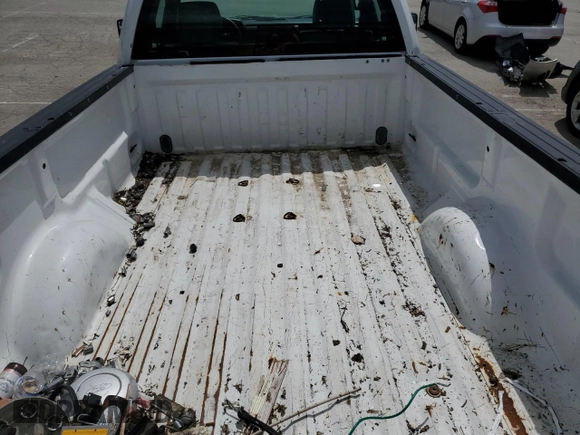 2013 Ford F-150 XL z VIN 1FTMF1CM6DKE78521, wystawiony jako Copart lot #53265605 z przebiegiem 245 087 mil mil oraz Szkoda całkowita • Salvage title. Historia ofert i sprzedaży dostępna na DreamBid. Obrazek 10.
