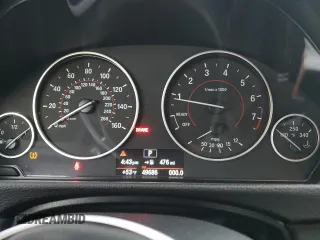 2018 BMW 3 Series 330i with VIN WBA8B9G53JNU98599, listed as a Copart auction lot 80639104 with 49,686 mi miles and Salvage Title. Bid and sale history available at carsss.com. Image 9.