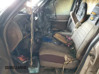 1995 Ford Explorer Eddie Bauer z VIN 1FMDU34X9SZB68776, wystawiony jako Copart lot #42584795 z przebiegiem Nie podano mil oraz Szkoda całkowita • Salvage title. Historia ofert i sprzedaży dostępna na DreamBid. Obrazek 7.
