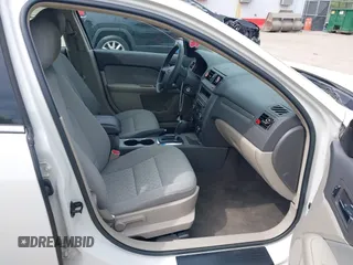 2012 Ford Fusion SE with VIN 3FAHP0HG7CR351904, listed as a IAAI auction lot 42115834 with 80,659 mi miles and . Bid and sale history available at DreamBid. Image 5.
