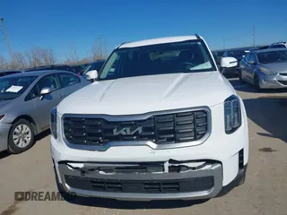 2023 Kia Telluride S with VIN 5XYP6DGCXPG347098, listed as a IAAI auction lot 41785572 with 20,821 mi miles and . Bid and sale history available at carsss.com. Image 12.