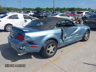 2006 Ford Mustang Standard with VIN 1ZVFT84N065224870, listed as a IAAI auction lot 41966185 with 106,780 mi miles and . Bid and sale history available at carsss.com. Image 4.