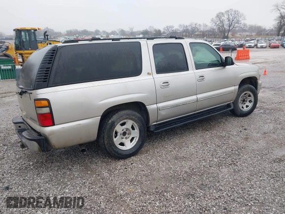 2004 Chevrolet Suburban LT with VIN 1GNEC16Z64J179774, listed as a IAAI auction lot 41562209 with 1 mi miles. Bid and sale history available at carsss.com. Image 4.