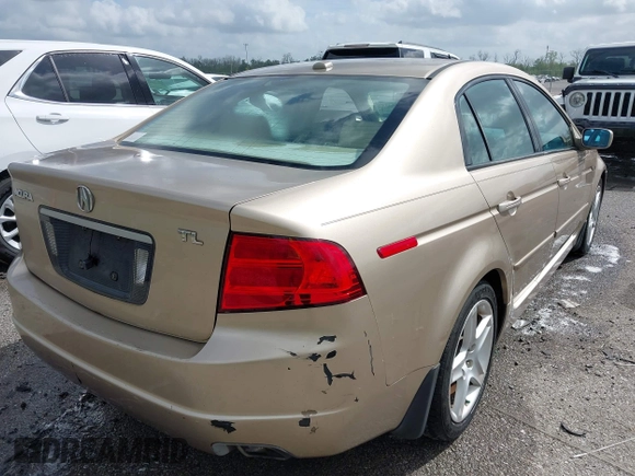 2005 Acura TL with VIN 19UUA66285A067331, listed as a IAAI auction lot 41935617 with 204,935 mi miles. Bid and sale history available at carsss.com. Image 4.