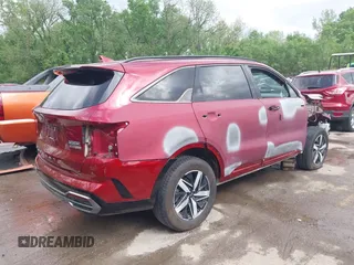 2021 Kia Sorento EX z VIN 5XYRHDLF6MG063000, wystawiony jako IAAI lot #42136316 z przebiegiem 53 815 mil mil oraz . Historia ofert i sprzedaży dostępna na DreamBid. Obrazek 4.