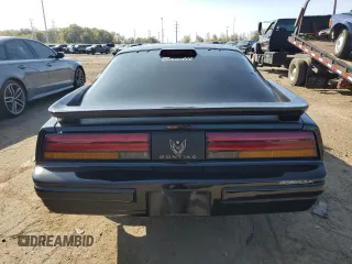 1989 Pontiac Firebird with VIN 1G2FS21E6KL245532, listed as a Copart auction lot 77085424 with 134,957 mi miles and Clean title. Bid and sale history available at DreamBid. Image 6.