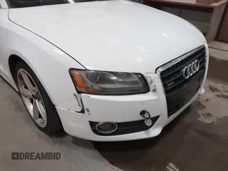 2008 Audi A5 z VIN WAUDK78T58A030231, wystawiony jako IAAI lot #42084381 z przebiegiem 136 049 mil mil oraz . Historia ofert i sprzedaży dostępna na DreamBid. Obrazek 18.