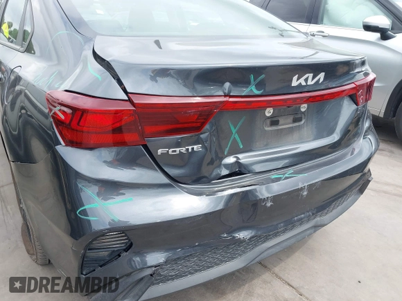 2024 Kia Forte LXS with VIN 3KPF24AD5RE749037, listed as a IAAI auction lot 42113745 with 51,486 mi miles and . Bid and sale history available at DreamBid. Image 6.
