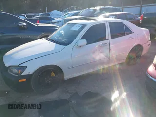 2001 Lexus IS with VIN JTHBD182810002006, listed as a IAAI auction lot 41487806 with 186,809 mi miles. Bid and sale history available at carsss.com. Image 2.