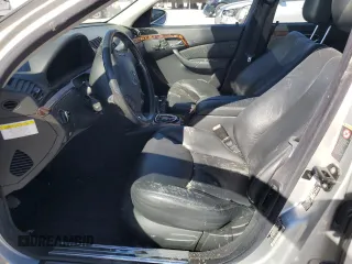 2006 Mercedes-Benz S 500 с VIN WDBNG84J26A475802, выставлен на аукционе Copart как лот 88265225 с пробегом Не указан миль и Списание • Salvage title. История ставок и продаж доступна на DreamBid. Изображение 7.