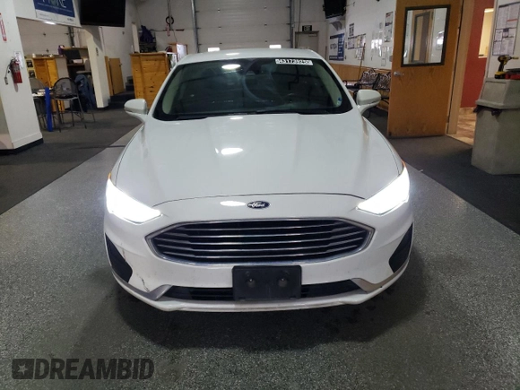 2019 Ford Fusion SEL with VIN 3FA6P0CDXKR118649, listed as a Copart auction lot 43173925 with 111,732 mi miles and Clean Title. Bid and sale history available at carsss.com. Image 5.