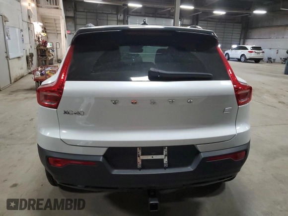 2021 Volvo XC40 with VIN YV4ED3UR3M2533813, listed as a Copart auction lot 52791125 with 32,111 mi miles and Salvage title. Bid and sale history available at DreamBid. Image 6.