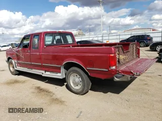 1995 Ford F-250 z VIN 1FTHX25G3SKA95726, wystawiony jako Copart lot #71812654 z przebiegiem 83 713 mil mil oraz Szkoda całkowita • Salvage title. Historia ofert i sprzedaży dostępna na DreamBid. Obrazek 2.