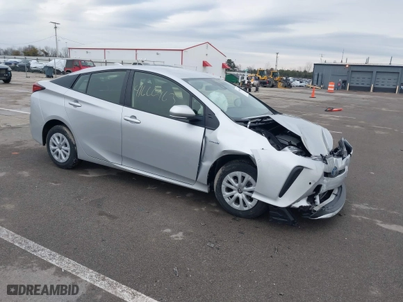 2022 Toyota Prius L Eco with VIN JTDKAMFU5N3189161, listed as a IAAI auction lot 41666463 with 41,398 mi miles. Bid and sale history available at carsss.com. Image 1.