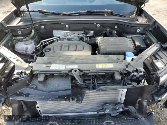 2024 Volkswagen Atlas Peak Edition SEL z VIN 1V2GR2CA8RC583867, wystawiony jako Copart lot #55641005 z przebiegiem 5 798 mil mil oraz Szkoda całkowita • Salvage title. Historia ofert i sprzedaży dostępna na DreamBid. Obrazek 12.