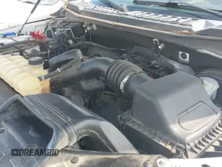 2018 Ford F-150 XL с VIN 1FTEW1C59JKF31060, выставлен на аукционе IAAI как лот 43290108 с пробегом 150 185 миль миль и . История ставок и продаж доступна на DreamBid. Изображение 18.