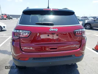 2022 Jeep Compass High Altitude with VIN 3C4NJDCB3NT111272, listed as a IAAI auction lot 42552503 with 27,246 mi miles and . Bid and sale history available at DreamBid. Image 16.