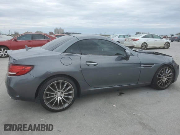 2017 Mercedes-Benz SLC 300 z VIN WDDPK3JA3HF137269, wystawiony jako Copart lot #45907695 z przebiegiem 80 308 mil mil oraz Szkoda całkowita • Salvage title. Historia ofert i sprzedaży dostępna na DreamBid. Obrazek 3.