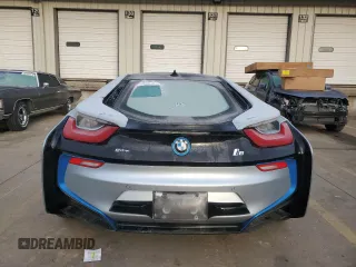 2015 BMW i8 z VIN WBY2Z2C56FV674231, wystawiony jako Copart lot #37218014 z przebiegiem 27 465 mil mil oraz . Historia ofert i sprzedaży dostępna na DreamBid. Obrazek 6.