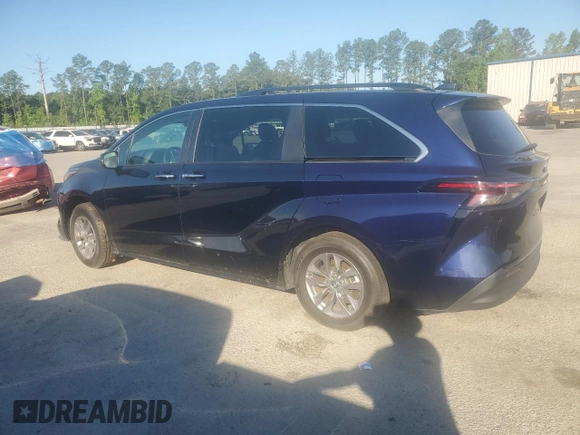 2023 Toyota Sienna XLE с VIN 5TDYRKEC6PS172550, выставлен на аукционе Copart как лот 53465305 с пробегом 38 138 миль миль и Чистый • Clean title. История ставок и продаж доступна на DreamBid. Изображение 2.