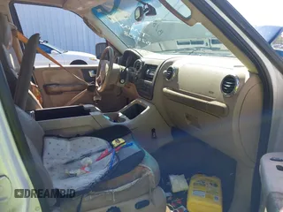 2003 Ford Expedition Eddie Bauer with VIN 1FMFU18L83LB28438, listed as a IAAI auction lot 42577460 with 189,554 mi miles and . Bid and sale history available at DreamBid. Image 5.