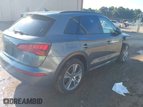 2020 Audi Q5 Prestige with VIN WA1CNAFY5L2015789, listed as a IAAI auction lot 42653993 with 59,725 mi miles and . Bid and sale history available at DreamBid. Image 4.