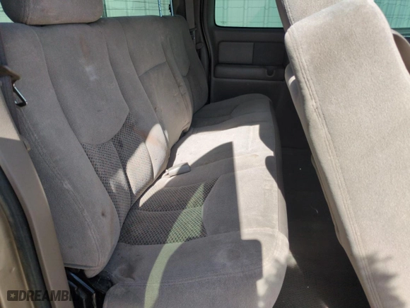 2004 Chevrolet Silverado 1500 Z71 with VIN 1GCEK19T94E157036, listed as a Copart auction lot 52031455 with 212,006 mi miles and Salvage Title. Bid and sale history available at carsss.com. Image 11.