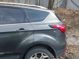 2019 Ford Escape Titanium с VIN 1FMCU9J99KUA43102, выставлен на аукционе IAAI как лот 42146907 с пробегом 91 724 миль миль и . История ставок и продаж доступна на DreamBid. Изображение 18.